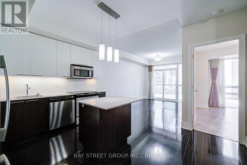 212 - 70 Roehampton Avenue, Toronto, ON - Indoor Photo Showing Kitchen With Stainless Steel Kitchen With Upgraded Kitchen