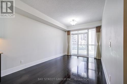 212 - 70 Roehampton Avenue, Toronto, ON - Indoor Photo Showing Other Room