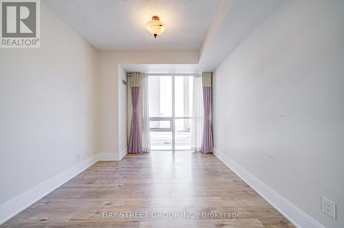 212 - 70 Roehampton Avenue, Toronto, ON - Indoor Photo Showing Other Room
