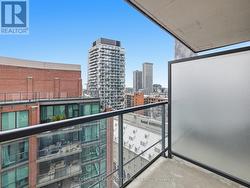 1701 - 1 SCOTT STREET  Toronto, ON M5E 1A1