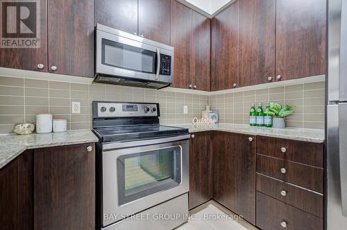 Ph3 - 151 Village Green Square, Toronto, ON - Indoor Photo Showing Kitchen