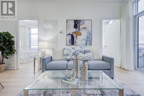 Ph3 - 151 Village Green Square, Toronto, ON - Indoor Photo Showing Living Room