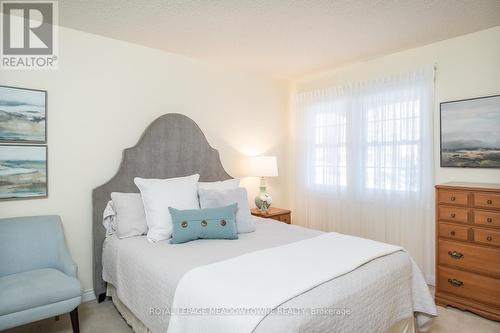 56 Acredale Drive, Hamilton, ON - Indoor Photo Showing Bedroom