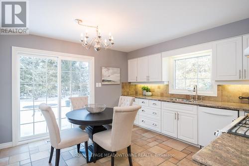 56 Acredale Drive, Hamilton, ON - Indoor Photo Showing Dining Room