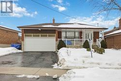 47 PAULVALE CRESCENT  Toronto, ON M3J 1K4