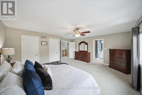105 Oakhaven Place, Hamilton, ON - Indoor Photo Showing Bedroom