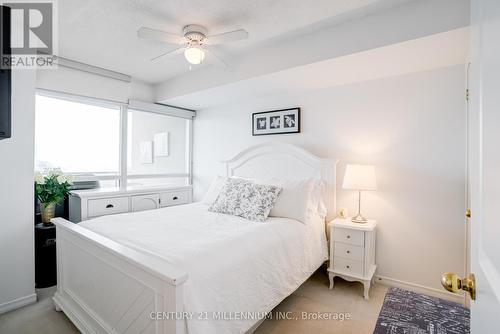 1503 - 9 George Street, Brampton, ON - Indoor Photo Showing Bedroom