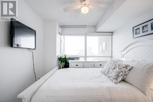 1503 - 9 George Street, Brampton, ON - Indoor Photo Showing Bedroom