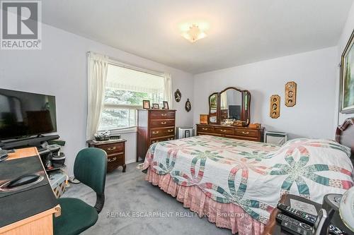 641 Limeridge Road E, Hamilton, ON - Indoor Photo Showing Bedroom