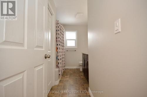 160 Elora Street W, Mapleton, ON - Indoor Photo Showing Other Room