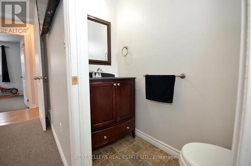160 Elora Street W, Mapleton, ON - Indoor Photo Showing Bathroom