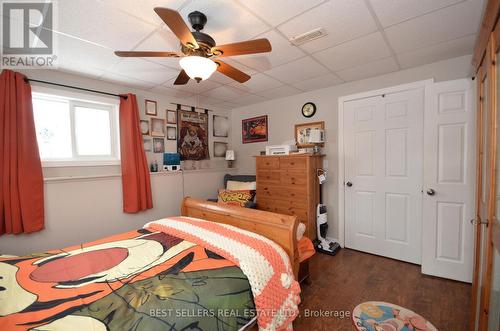 160 Elora Street W, Mapleton, ON - Indoor Photo Showing Bedroom