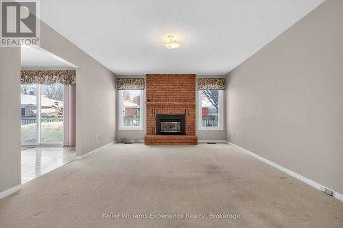 943 Playfair Road, Midland, ON - Indoor With Fireplace