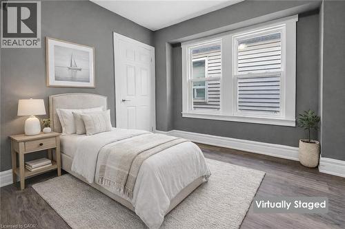 49 Allan Avenue, Hamilton, ON - Indoor Photo Showing Bedroom