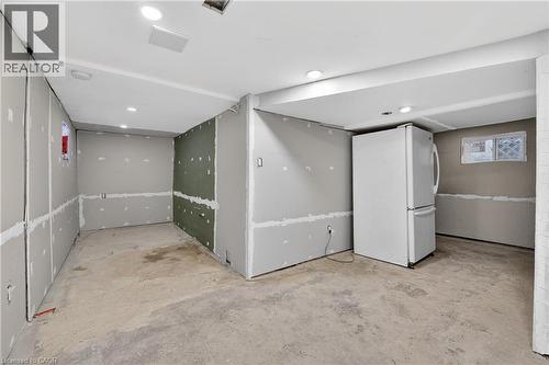 49 Allan Avenue, Hamilton, ON - Indoor