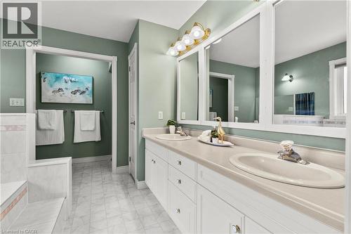 3602 Glen Elgin Drive, Jordan, ON - Indoor Photo Showing Bathroom