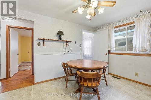 66 Geneva Crescent, Kitchener, ON - Indoor Photo Showing Dining Room