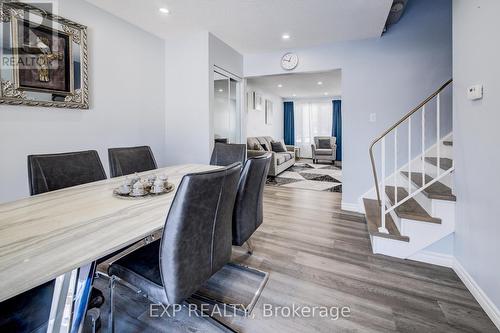 52 Uxbridge Crescent, Kitchener, ON - Indoor Photo Showing Dining Room