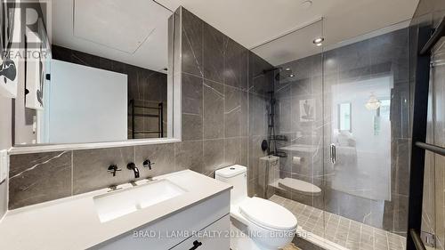 701 - 41 Dovercourt Road, Toronto, ON - Indoor Photo Showing Bathroom