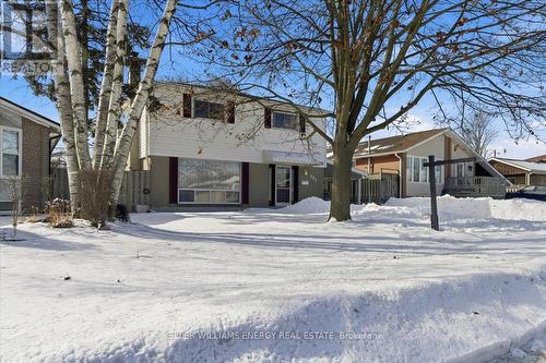 886 Antonio Street, Pickering (Bay Ridges), ON - Outdoor