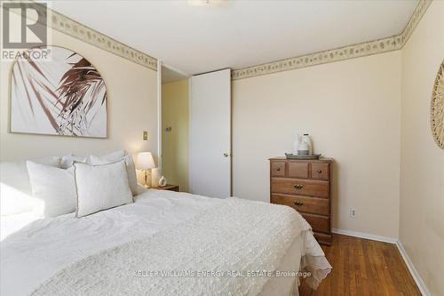 886 Antonio Street, Pickering (Bay Ridges), ON - Indoor Photo Showing Bedroom