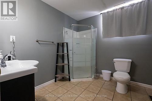 179 Nicholas Street, Quinte West (Murray Ward), ON - Indoor Photo Showing Bathroom