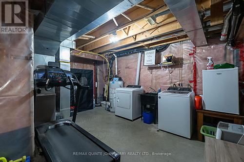 179 Nicholas Street, Quinte West (Murray Ward), ON - Indoor Photo Showing Laundry Room