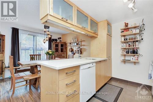 206 Guigues Avenue, Ottawa, ON - Indoor Photo Showing Kitchen