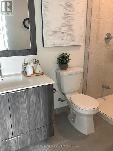 733 - 25 Adra Grado Way, Toronto, ON - Indoor Photo Showing Bathroom