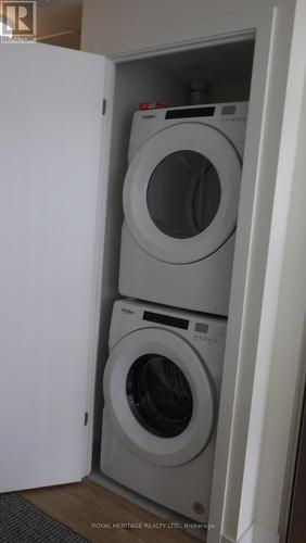 602 - 201 Brock Street S, Whitby, ON - Indoor Photo Showing Laundry Room