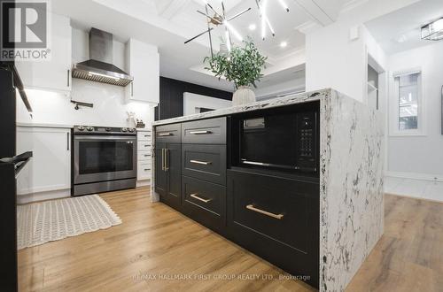 611 1034 Reflection Place, Pickering, ON - Indoor Photo Showing Kitchen