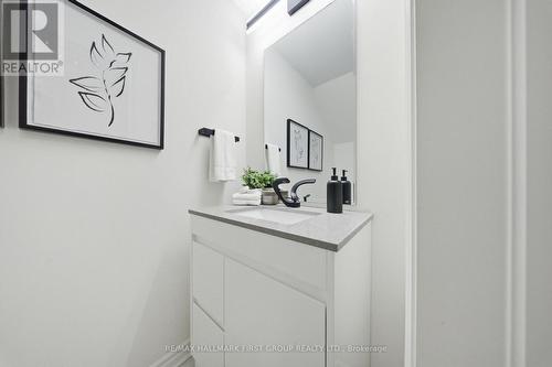 611 1034 Reflection Place, Pickering, ON - Indoor Photo Showing Bathroom
