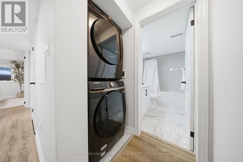611 1034 Reflection Place, Pickering, ON - Indoor Photo Showing Laundry Room