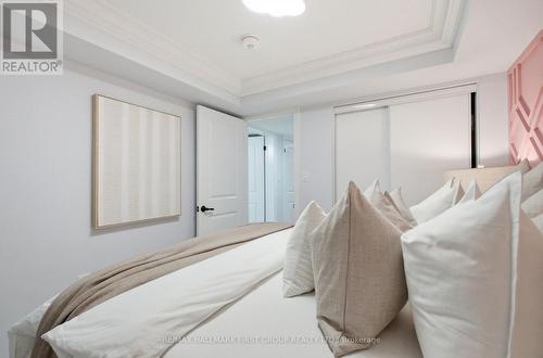 611 1034 Reflection Place, Pickering, ON - Indoor Photo Showing Bedroom