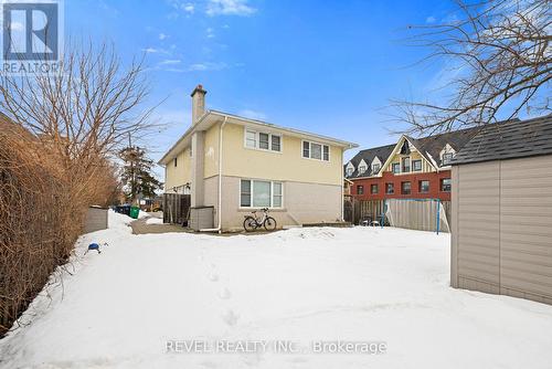 58 & 60 Queen Street S, Mississauga, ON - Outdoor