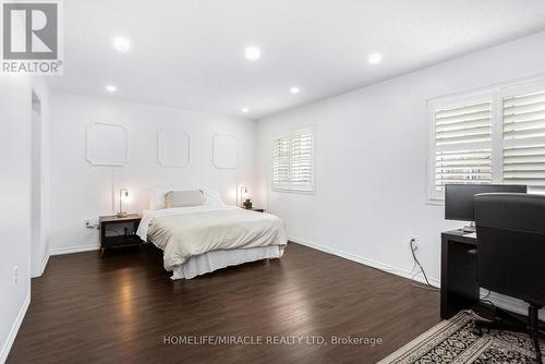 58 - 745 Farmstead Drive, Milton, ON - Indoor Photo Showing Bedroom
