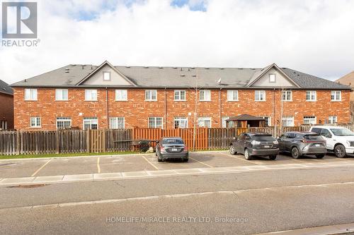 58 - 745 Farmstead Drive, Milton, ON - Outdoor