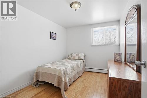 268 Canboro Road, Pelham, ON - Indoor Photo Showing Bedroom