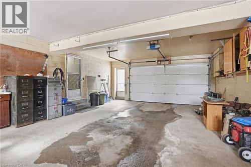 268 Canboro Road, Pelham, ON - Indoor Photo Showing Garage