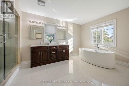 22 James Bowman Court, King, ON - Indoor Photo Showing Bathroom