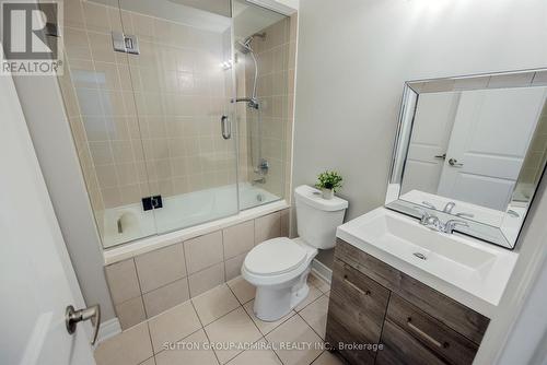 22 James Bowman Court, King, ON - Indoor Photo Showing Bathroom