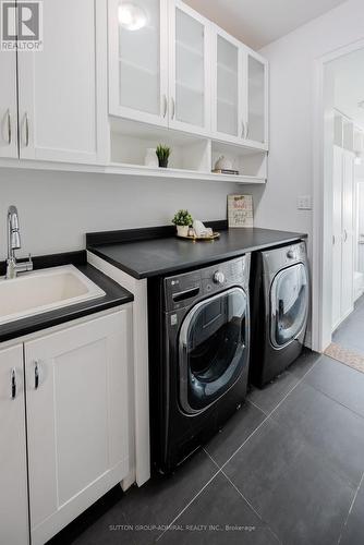 22 James Bowman Court, King, ON - Indoor Photo Showing Laundry Room