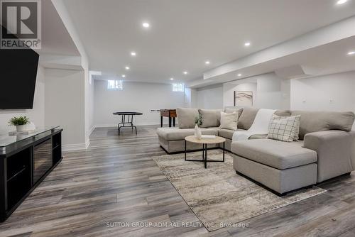 22 James Bowman Court, King, ON - Indoor