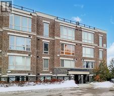 2527 - 30 WESTMEATH LANE  Markham, ON L6B 1N5