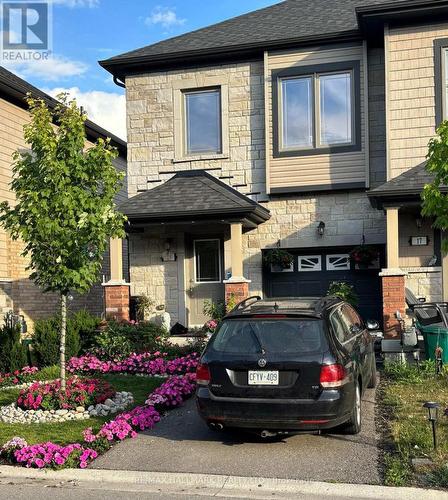 15 DENEB STREET  Barrie, ON L4N 1N1