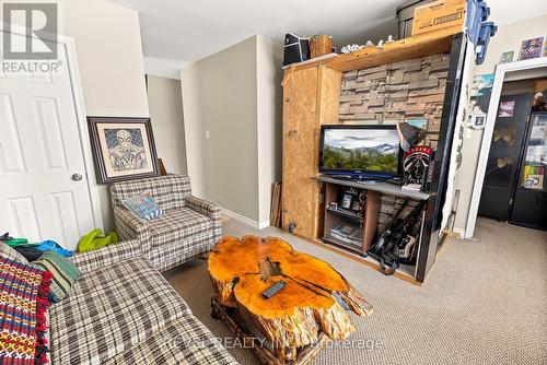 58 & 60 Queen Street S, Mississauga, ON - Indoor