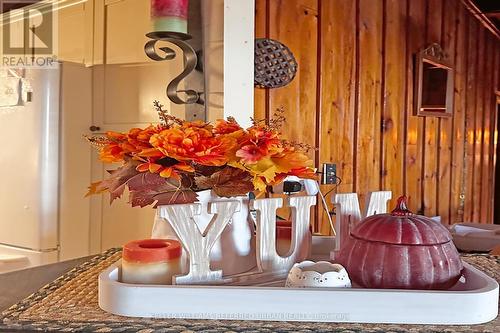 1118 Pine Lake Shores, Bracebridge, ON - Indoor Photo Showing Other Room