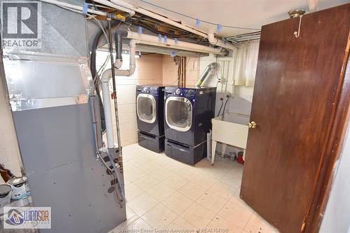 58 Texas Road, Amherstburg, ON - Indoor Photo Showing Laundry Room