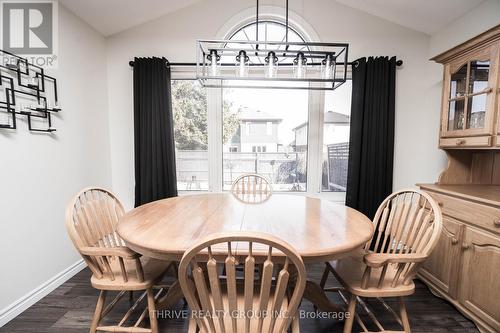 11 Westlake Drive, St. Thomas, ON - Indoor Photo Showing Dining Room
