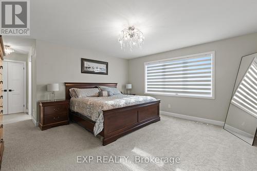 3919 Mitchell Crescent, Fort Erie (Black Creek), ON - Indoor Photo Showing Bedroom